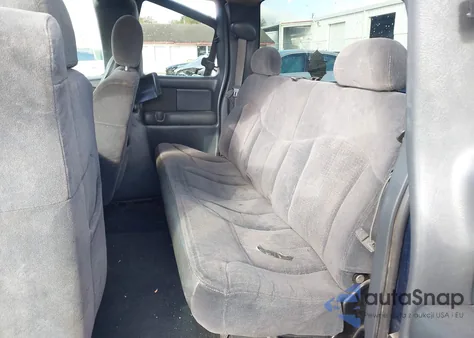 2001 Chevrolet Silverado 1500 Ls из США, поврежденный, VIN 1GCEC19V11Z218107